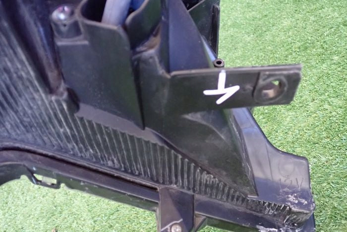 Frontscheinwerfer Mitsubishi Space Star W533S Ein Stück (Rechts oder Links)