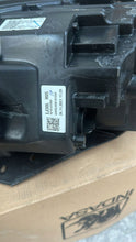 Laden Sie das Bild in den Galerie-Viewer, Frontscheinwerfer Kia Xceed 92101-J7300 Full LED Links Scheinwerfer Headlight
