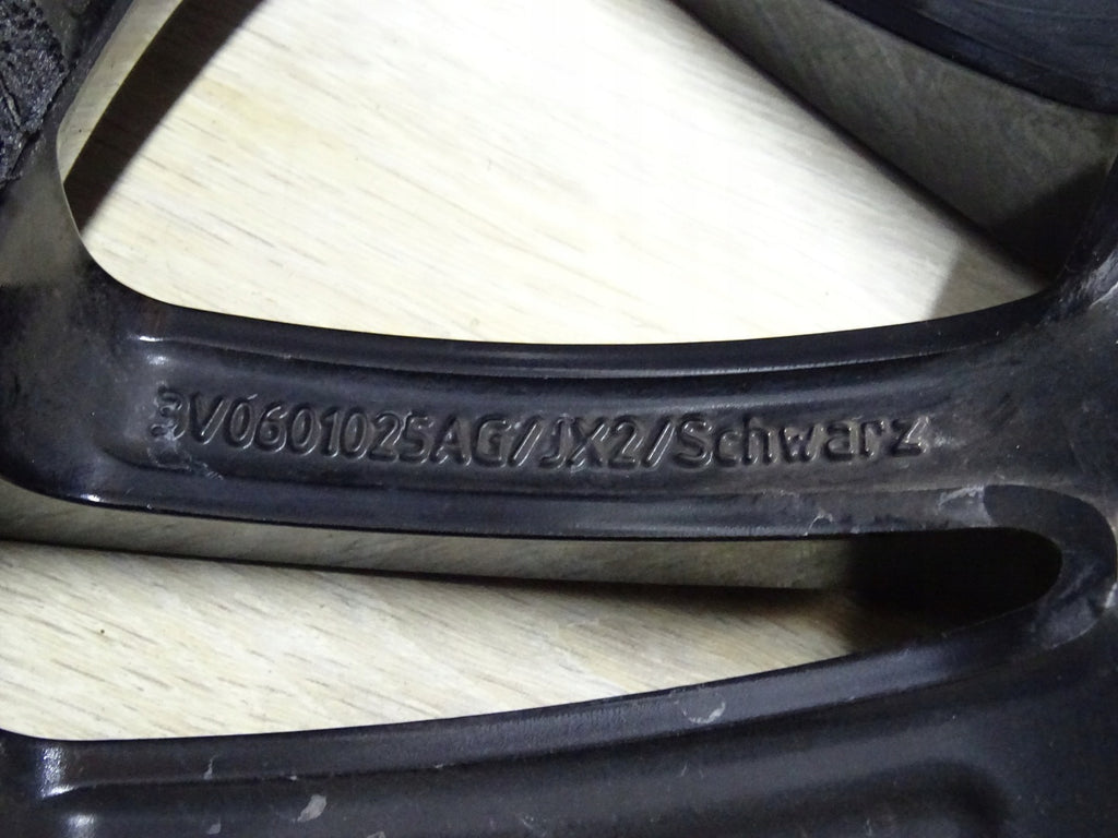 1x Alufelge 18 Zoll 8.0" 5x112 44ET Glanz Graphit 3V0601025AG Skoda Superb