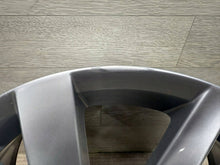 Laden Sie das Bild in den Galerie-Viewer, 1x Alufelge 16 Zoll 46ET Blau 5H0071496 VW Golf Viii Rim Wheel FEL8534244896it