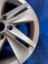 Load image into Gallery viewer, 1x Alufelge 16 Zoll 7.0" 5x100 5H0601025 VW Golf Viii Rim Wheel FEL6787024119sm