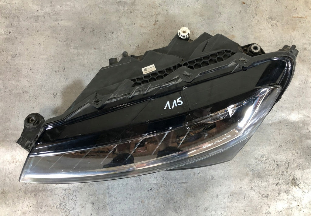 Frontscheinwerfer Skoda Superb III 3V1941015D Full LED Links Headlight