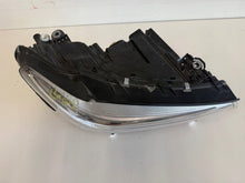 Laden Sie das Bild in den Galerie-Viewer, Frontscheinwerfer BMW X3 G01 G02 8739654-02 Rechts Scheinwerfer Headlight SCH6695824385qv