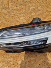 Load image into Gallery viewer, Frontscheinwerfer Volvo S60 II V60 32338012 Full LED Links Headlight SCH9288423167xw