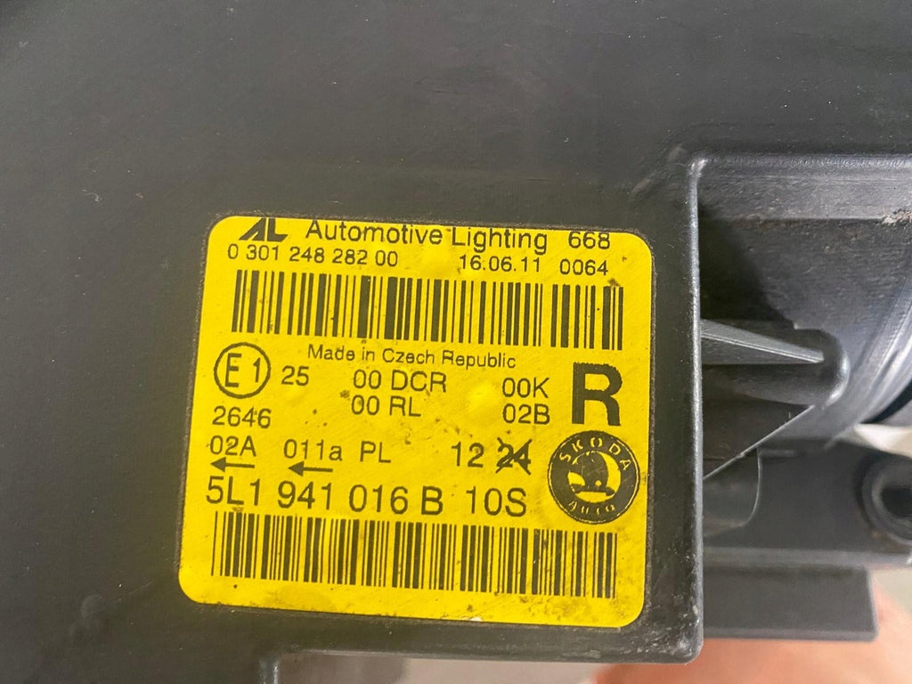 Frontscheinwerfer Skoda Yeti 5L1941016 Xenon Rechts Scheinwerfer Headlight