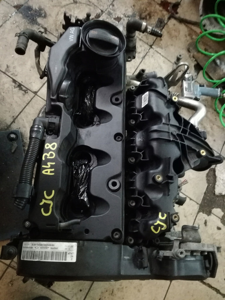 Motor Audi A4 B8 CJC 2.0 TDI 139TKm Diesel Engine Unkomplett