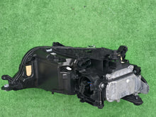 Load image into Gallery viewer, Frontscheinwerfer VW T-Roc 2GA941035AR Full LED Ein Stück (Rechts oder Links) SCH3151555301ce