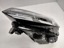 Laden Sie das Bild in den Galerie-Viewer, Frontscheinwerfer Audi Q2 81A941035 Links Scheinwerfer Headlight SCH4540135749of