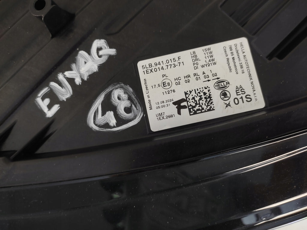 Frontscheinwerfer Skoda Enyaq 5LB941015F Full LED Ein Stück (Rechts oder Links)