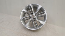 Laden Sie das Bild in den Galerie-Viewer, 1x Alufelge 17 Zoll 7.0" 4x100 44ET Opel Corsa E Rim Wheel FEL9164600206bo