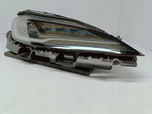 Laden Sie das Bild in den Galerie-Viewer, Frontscheinwerfer Mercedes-Benz Model 3 176088900E Rechts Scheinwerfer Headlight SCH9260873899rf