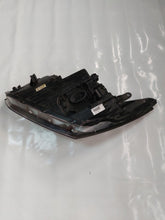 Laden Sie das Bild in den Galerie-Viewer, Frontscheinwerfer Hyundai Santa III Fe 2W92R-DM001 Xenon Rechts Headlight SCH3827561613ew