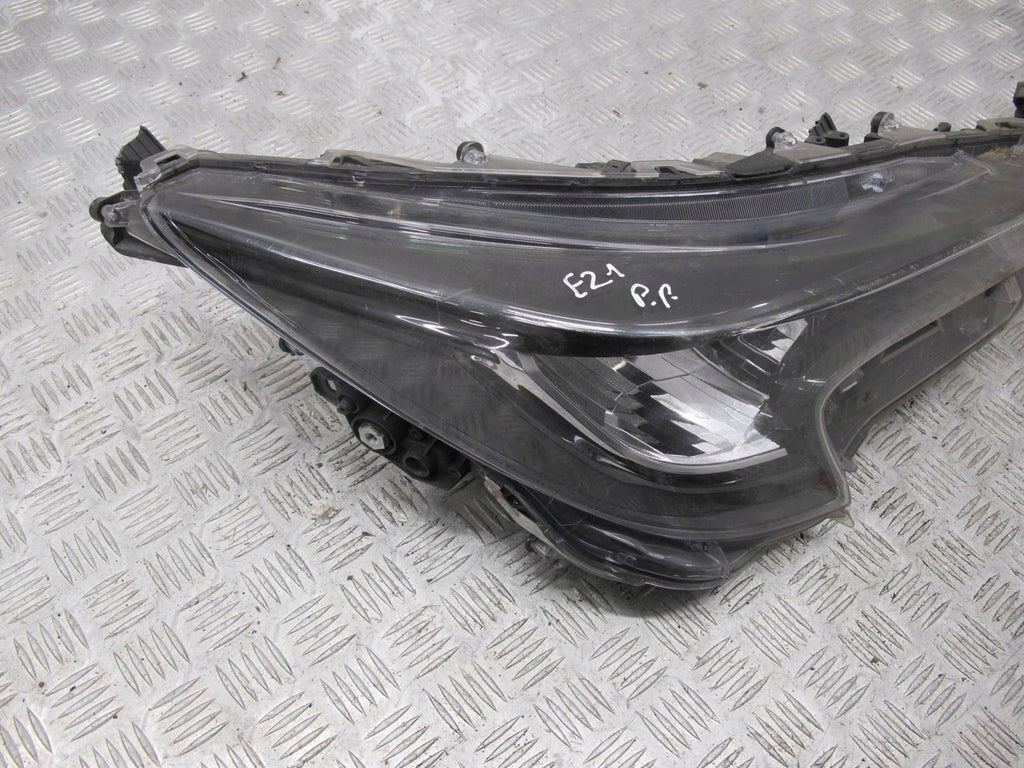 Frontscheinwerfer Toyota Corolla Rechts Scheinwerfer Headlight SCH7968909616tc