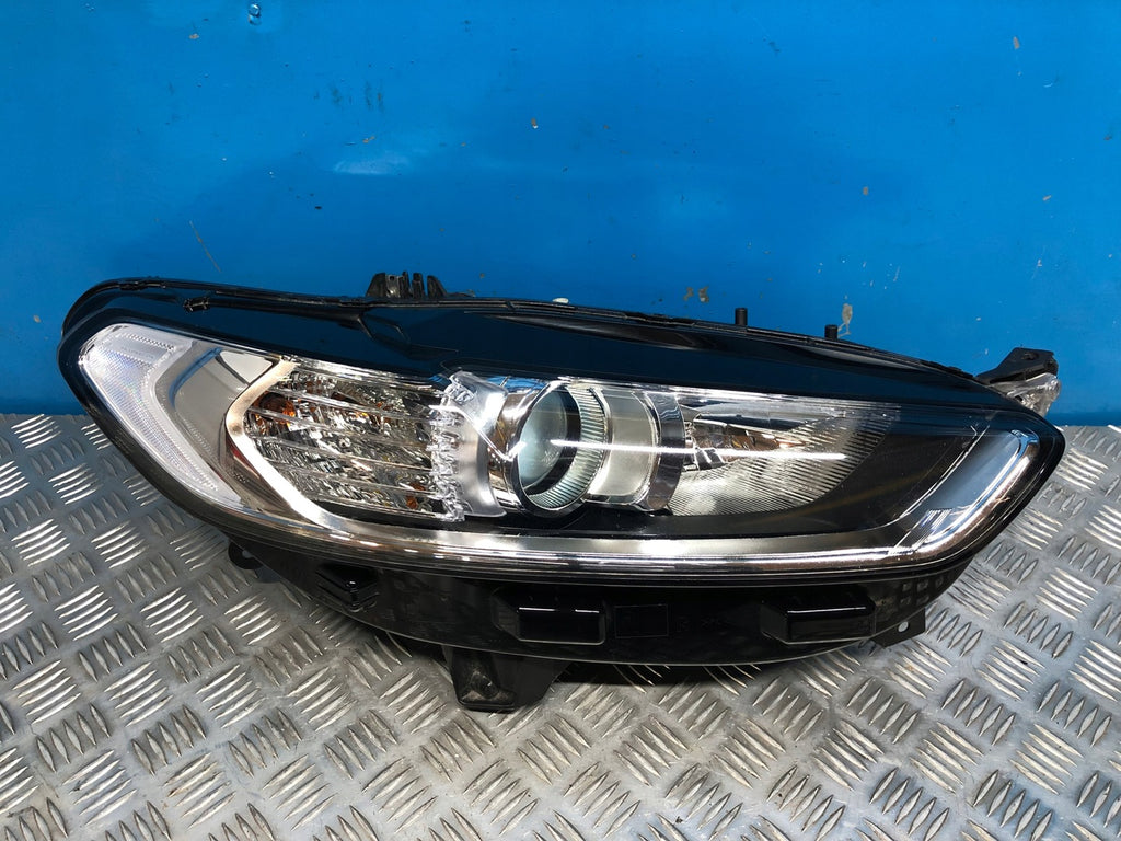 Frontscheinwerfer Ford Mondeo DS73-13W029-EC Rechts Scheinwerfer Headlight