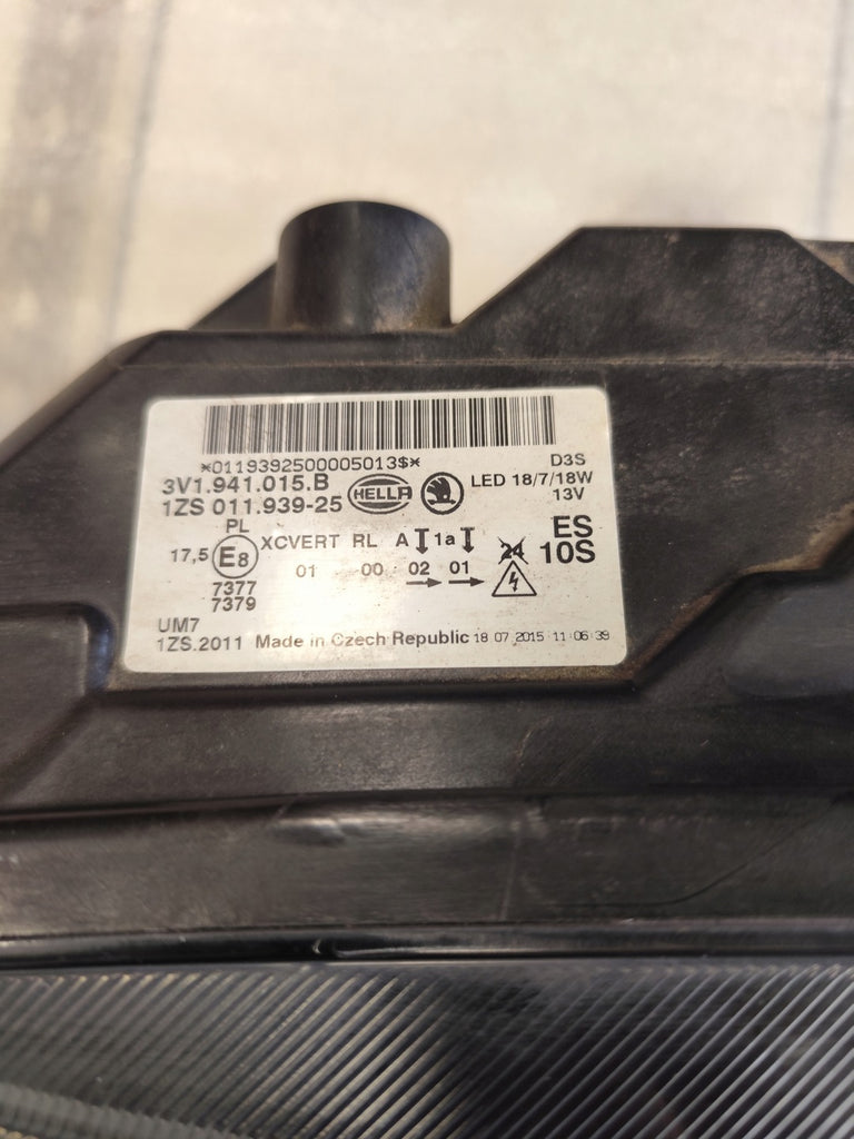 Frontscheinwerfer Skoda Superb III 3V1941015B Xenon Links Scheinwerfer Headlight