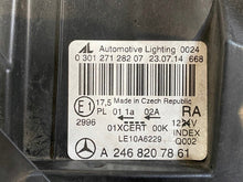 Laden Sie das Bild in den Galerie-Viewer, Frontscheinwerfer Mercedes-Benz W246 A2468207861 Xenon Rechts Headlight SCH6711005619eq