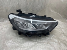 Load image into Gallery viewer, Frontscheinwerfer VW 10B941006A Rechts Scheinwerfer Headlight SCH8353067432sv