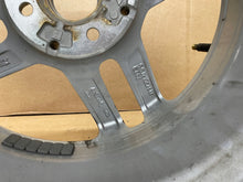 Load image into Gallery viewer, 1x Alufelge 15 Zoll 5.5&quot; 4x100 A4534016101, 403005577R Mercedes-Benz Rim Wheel