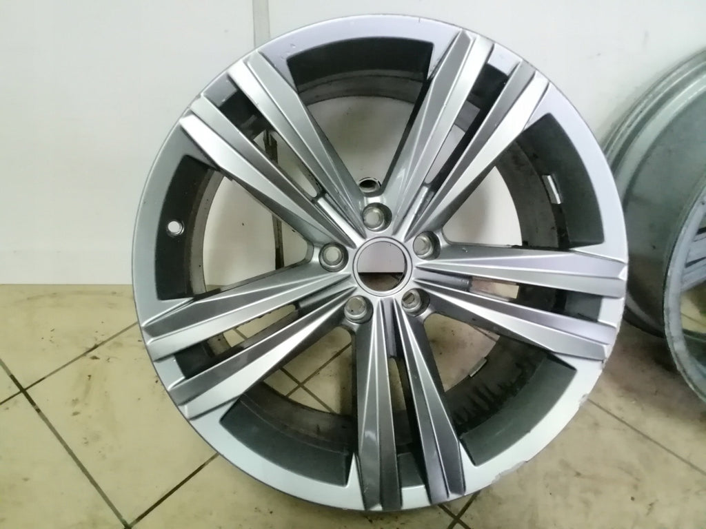 1x Alufelge 19 Zoll 8.5" 5x112 28ET Graphit 760601025P VW Rim Wheel FEL8046955264sr