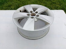Load image into Gallery viewer, 1x Alufelge 15 Zoll 5J0601025AB Skoda Roomster Fabia I Rim Wheel FEL7267319659zo