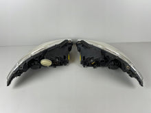 Laden Sie das Bild in den Galerie-Viewer, Frontscheinwerfer Mercedes-Benz A1698290161 A1698200261 Ein Satz Headlight SCH5216813412yp