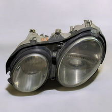 Load image into Gallery viewer, Frontscheinwerfer Mercedes-Benz A2158200161 Links Scheinwerfer Headlight