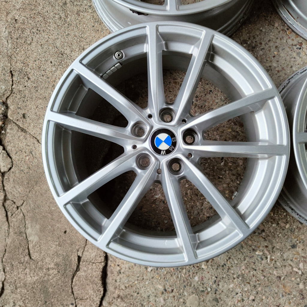 4x Alufelge 17 Zoll 7.5" 5x112 30ET Glanz Silber 6883520 BMW Rim Wheel FEL4429919437qh