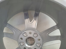 Load image into Gallery viewer, 1x Alufelge 17 Zoll 6.5&quot; 5x112 33ET Glanz Silber 8U0071497 Audi Rim Wheel