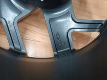 Laden Sie das Bild in den Galerie-Viewer, 1x Alufelge 20 Zoll 8.5&quot; 5x114.3 54 5ET CMA631850 Hyundai Rim Wheel