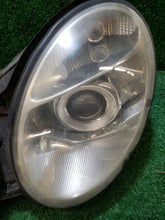 Laden Sie das Bild in den Galerie-Viewer, Frontscheinwerfer Mercedes-Benz W211 154361-00L Links Scheinwerfer Headlight SCH2182141869zj