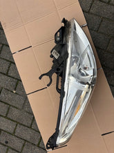 Load image into Gallery viewer, Frontscheinwerfer Peugeot 5008 I 89903105 Rechts Scheinwerfer Headlight SCH2384869271vh