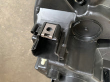 Laden Sie das Bild in den Galerie-Viewer, Frontscheinwerfer Citroën C4 III 9830649280 Rechts Scheinwerfer Headlight SCH8022127619qm