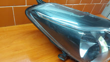 Load image into Gallery viewer, Frontscheinwerfer Toyota Yaris 0D-195 LED Rechts Scheinwerfer Headlight SCH7177498807fa