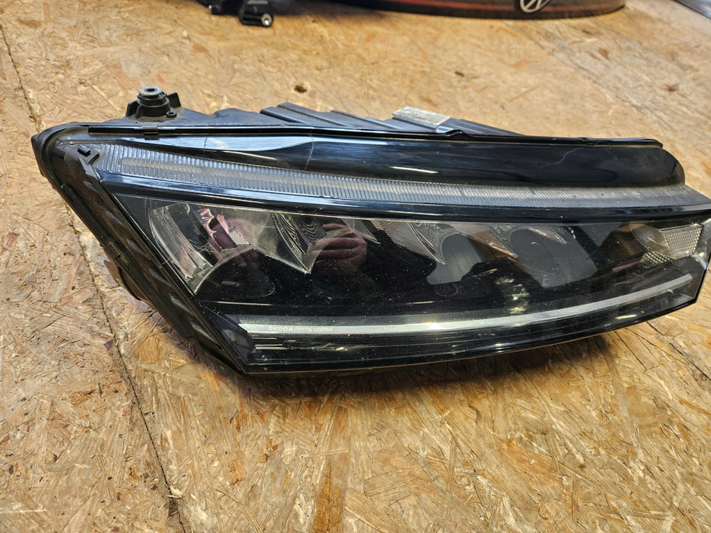 Frontscheinwerfer Skoda Octavia IV 5E4941016 Full LED Rechts Headlight SCH8639496448wm
