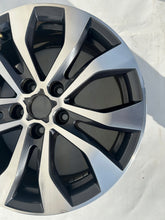 Load image into Gallery viewer, 1x Alufelge 17 Zoll 7.0" 5x114.3 43ET Glanz 403007202R Renault Megane Iv FEL3520651956gw