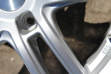 Load image into Gallery viewer, 4x Alufelge 17 Zoll 7.0" 5x114.3 50ET Glanz Silber KBA-51743- Hyundai I Z FEL4641997346iw
