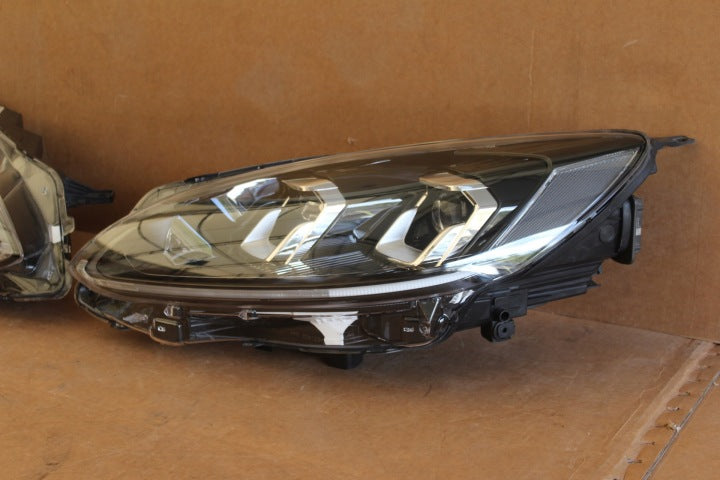 Frontscheinwerfer Ford Kuga LV4B-13E016-AH LV4B-13E017-AH LED Ein Satz Headlight SCH3321208740nf