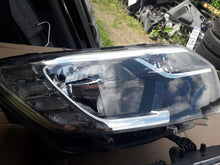 Laden Sie das Bild in den Galerie-Viewer, Frontscheinwerfer Dacia Sandero II Logan 90114431 Ein Stück (Rechts oder Links)
