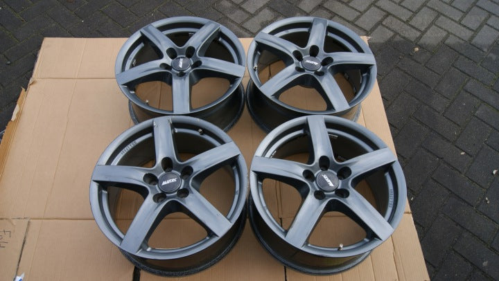 4x Alufelge 18 Zoll 8.0" 5x112 KBA47961 Audi Rim Wheel FEL9391431928ws