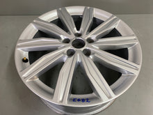 Load image into Gallery viewer, 1x Alufelge 19 Zoll 8.0&quot; 5x112 39ET Glanz Silber 4K0601025M Audi A6 C8 Rim Wheel