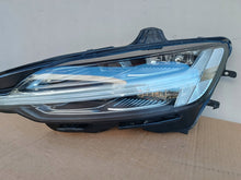 Laden Sie das Bild in den Galerie-Viewer, Frontscheinwerfer Volvo V60 II S60 III 32228866 Full LED Links Headlight SCH9108667833so