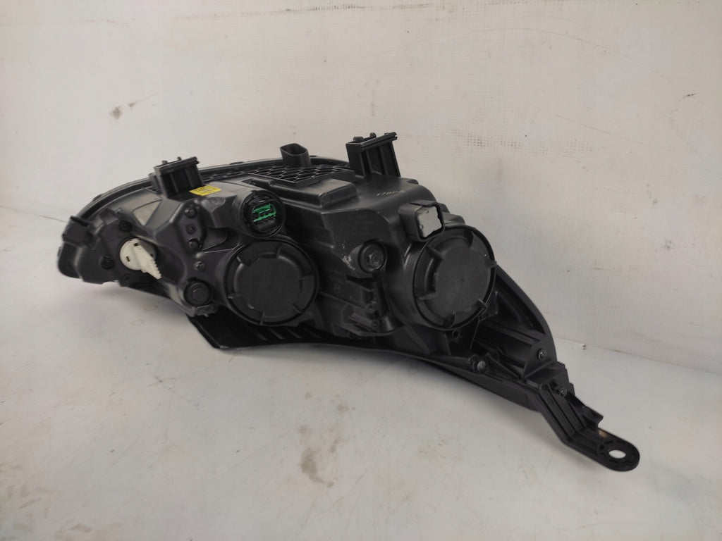 Frontscheinwerfer Hyundai I30 III 92101-G4020 Ein Stück (Rechts oder Links)