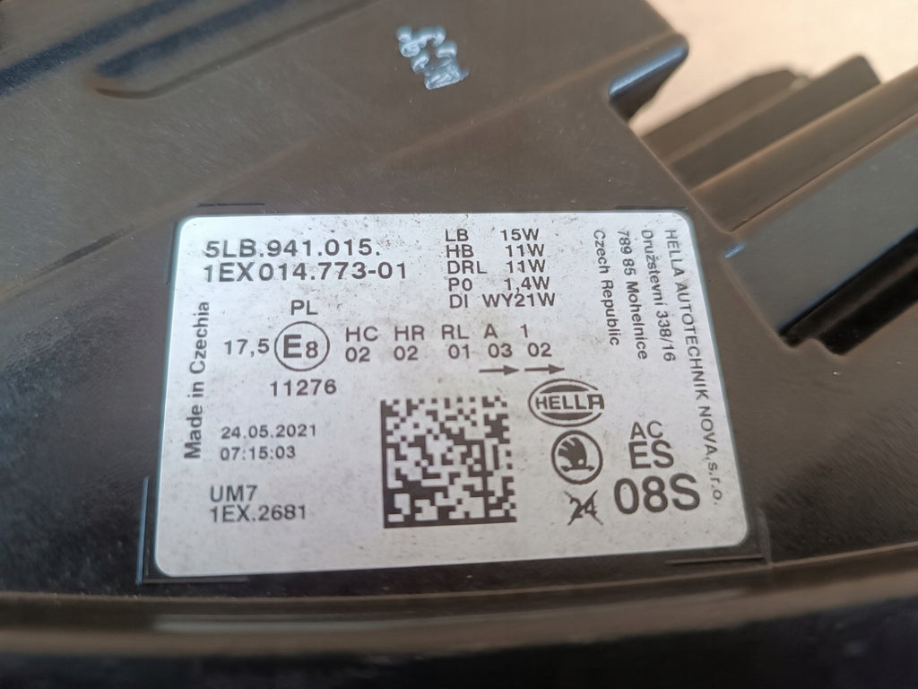 Frontscheinwerfer Skoda Enyaq 5LB941015 LED Links Scheinwerfer Headlight