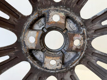 Load image into Gallery viewer, 1x Alufelge 15 Zoll FA946 FA2143 Mitsubishi Space Star Rim Wheel FEL6363441440nt