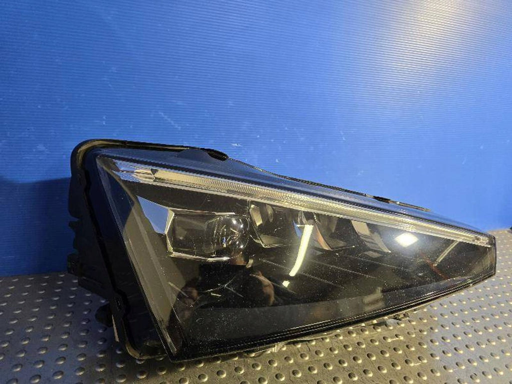 Frontscheinwerfer Skoda Scala 657941016A Full LED Rechts Scheinwerfer Headlight SCH6339246015yq