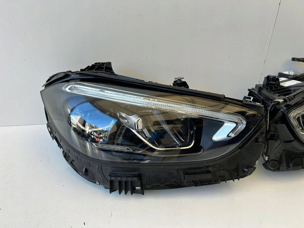 Frontscheinwerfer Mercedes-Benz 2069067203 2069067103 Rechts oder Links SCH4362995380km