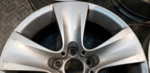 Laden Sie das Bild in den Galerie-Viewer, 4x Alufelge 17 Zoll 8.0" 5x120 30ET Glanz Silber 6790172 BMW 5 F10 F12 Rim Wheel FEL8199482686rh