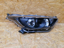 Laden Sie das Bild in den Galerie-Viewer, Frontscheinwerfer Toyota IV Yaris K0-6EU Rechts Scheinwerfer Headlight SCH8244665343zl