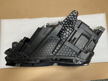 Laden Sie das Bild in den Galerie-Viewer, Frontscheinwerfer Skoda Superb III 3V1941016D LED Rechts Scheinwerfer Headlight