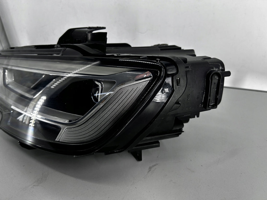 Frontscheinwerfer Audi A3 8V0941033C Ein Stück (Rechts oder Links) Headlight